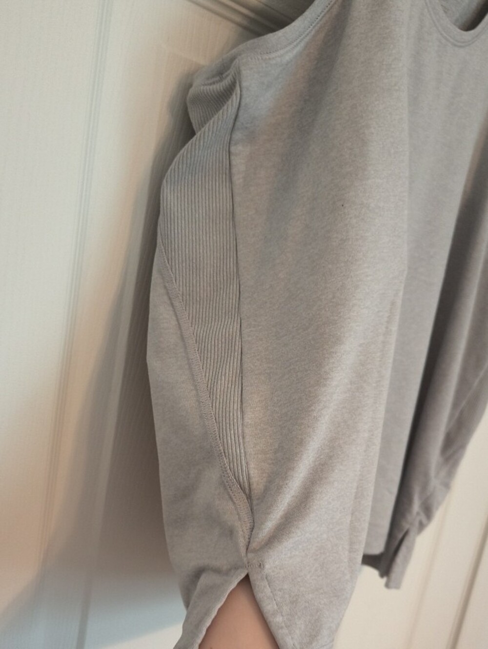 Athleta Light Gray Women's Tank Top - Picture 5 of 6